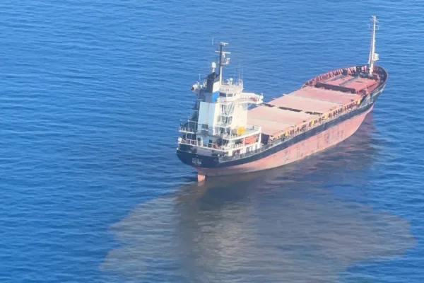 Vessel discharged garbage at sea